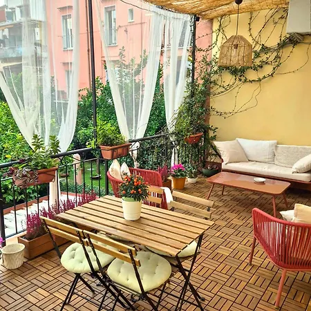 La Terrazza Al Museo ナポリ