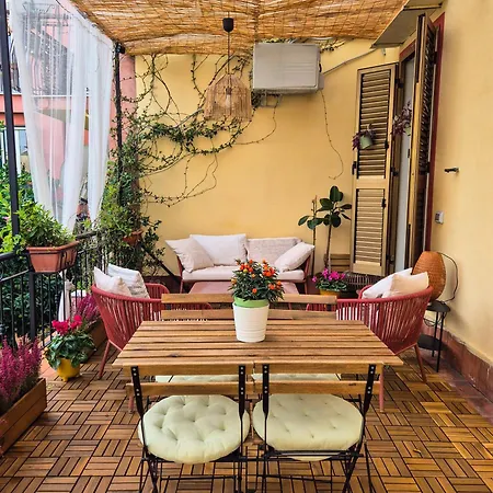 La Terrazza Al Museo * 那不勒斯